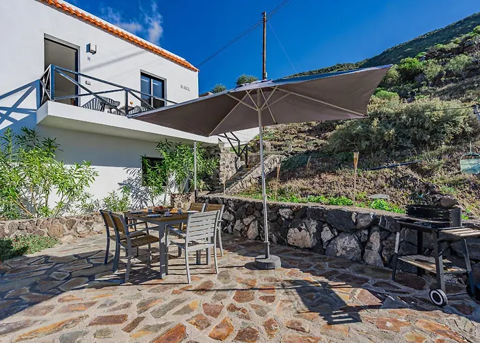 My Pride Sea View - Adults Only アパート