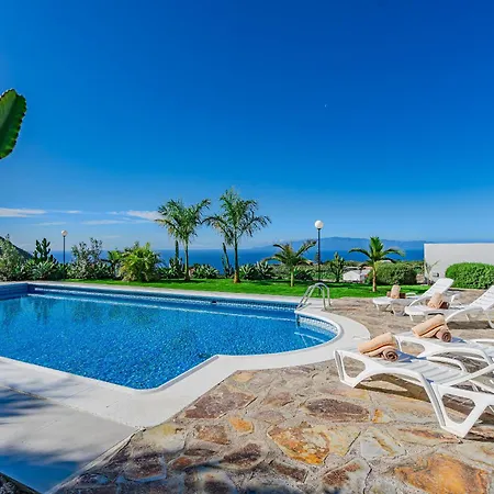 Cliff Haven Sea View - Adults Only شقة