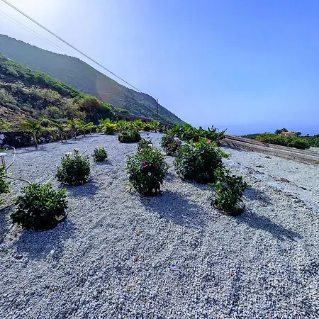 Cliff Haven Sea View - Adults Only *