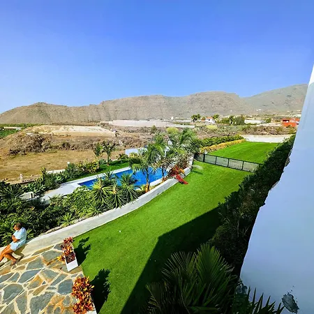 شقة Cliff Haven Sea View - Adults Only